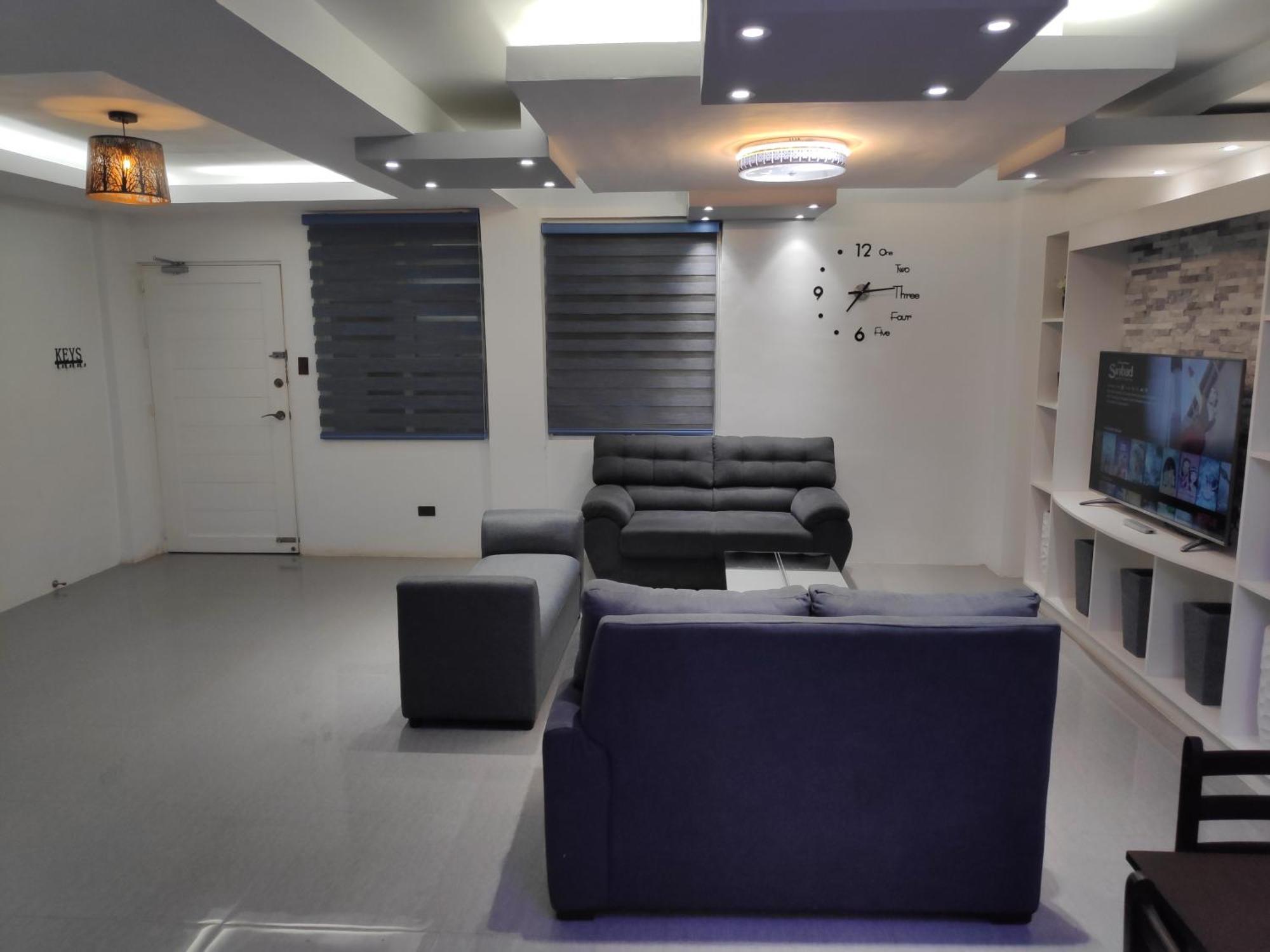 Tagaytay Staycation By Naya And Darla W Free Swimming Pool, Wifi & Netflix Tagaytay City Екстериор снимка
