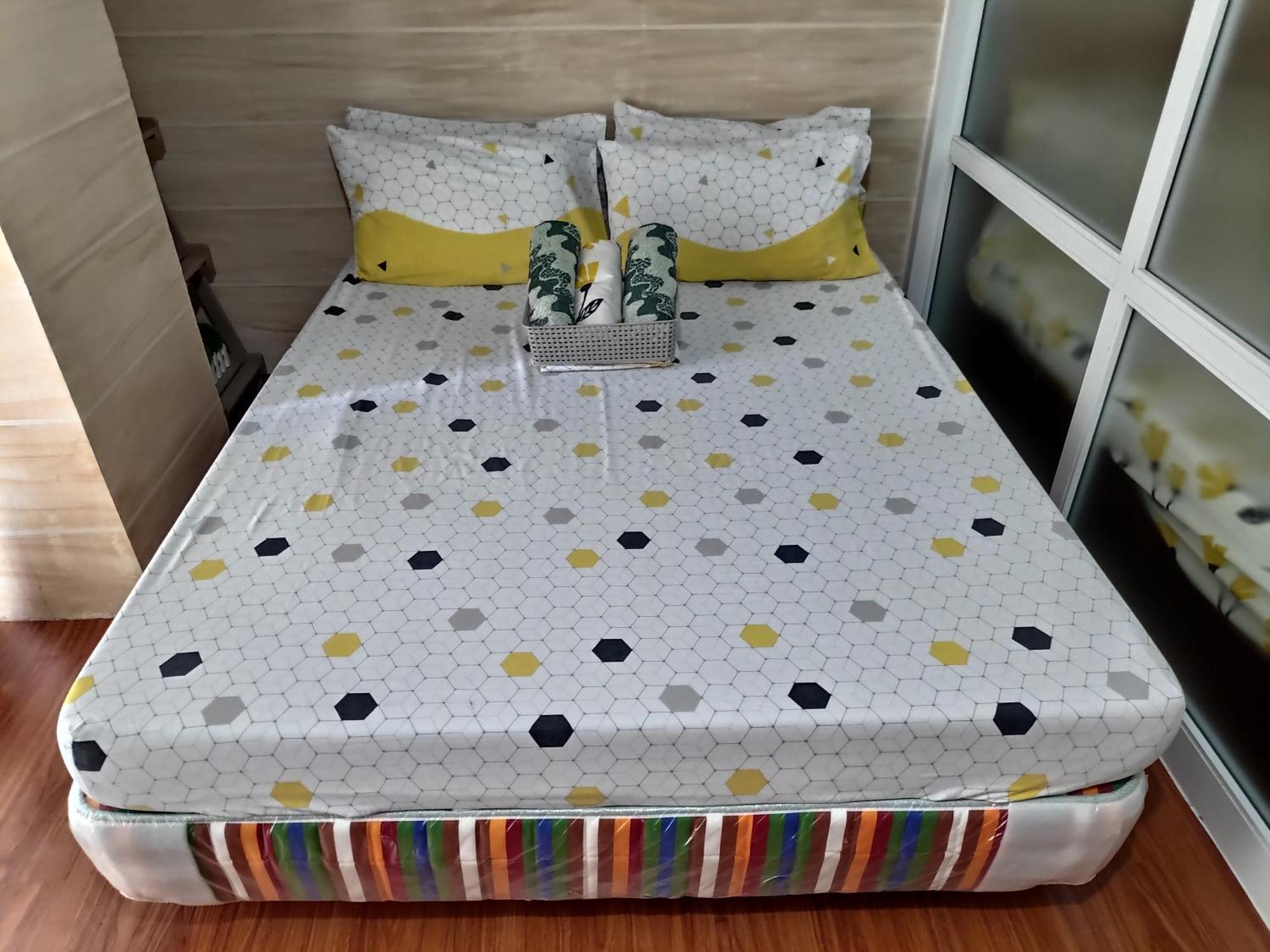 Tagaytay Staycation By Naya And Darla W Free Swimming Pool, Wifi & Netflix Tagaytay City Екстериор снимка