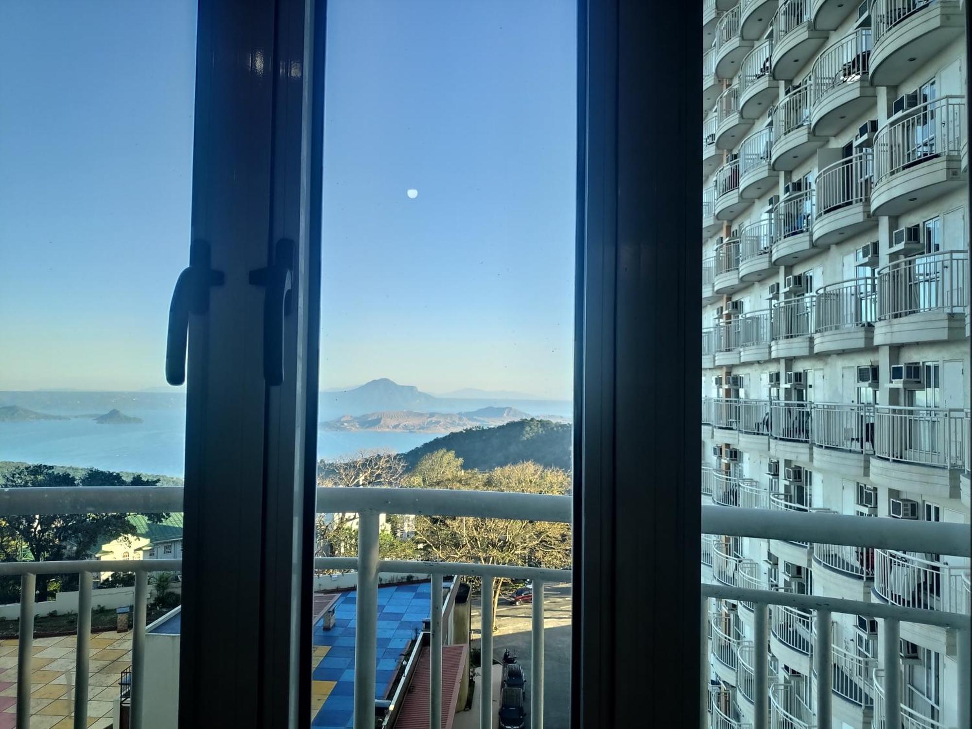 Tagaytay Staycation By Naya And Darla W Free Swimming Pool, Wifi & Netflix Tagaytay City Екстериор снимка