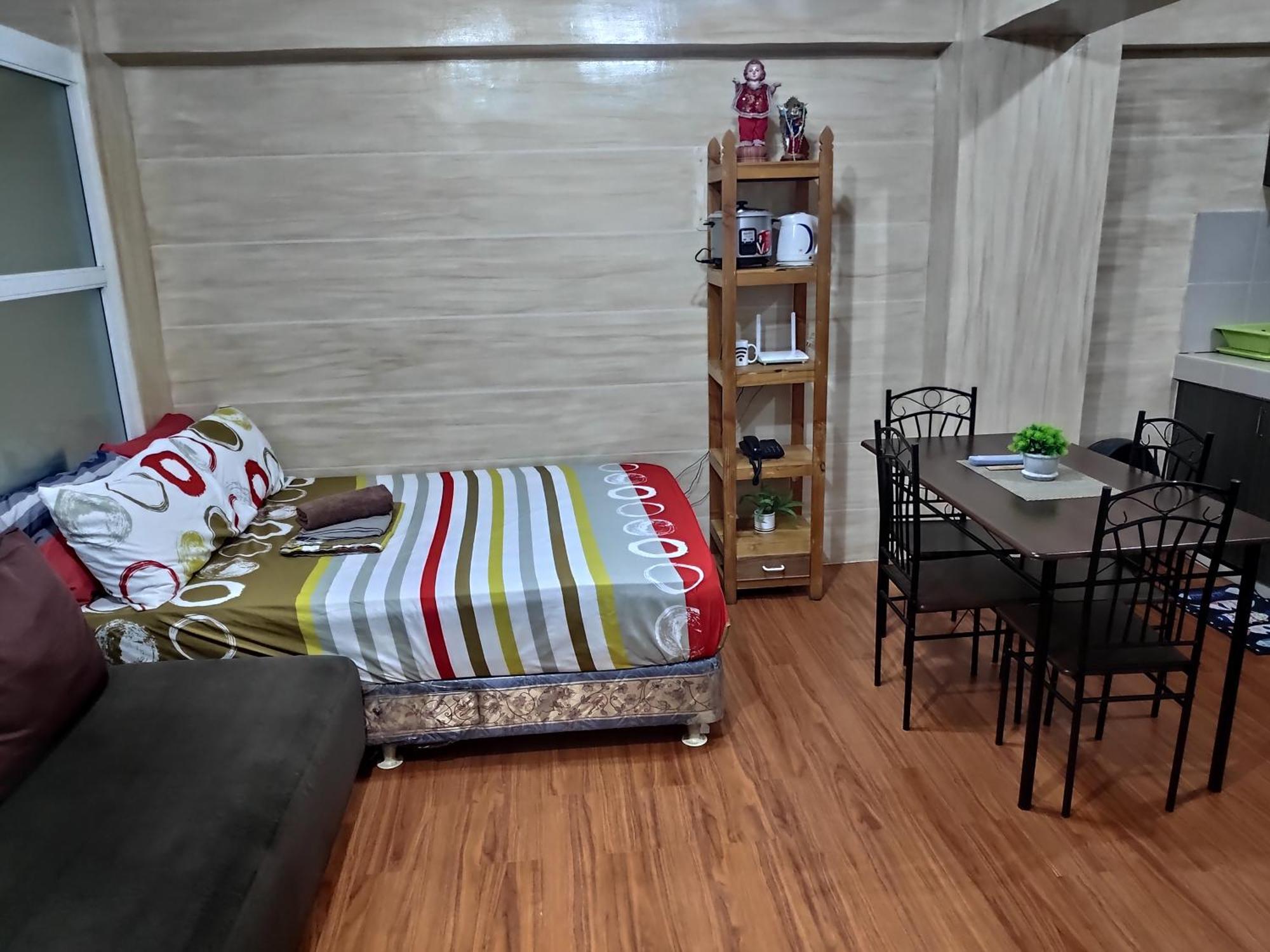 Tagaytay Staycation By Naya And Darla W Free Swimming Pool, Wifi & Netflix Tagaytay City Екстериор снимка