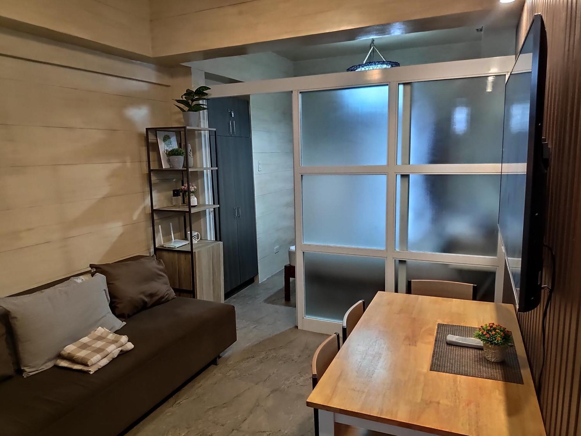 Tagaytay Staycation By Naya And Darla W Free Swimming Pool, Wifi & Netflix Tagaytay City Екстериор снимка