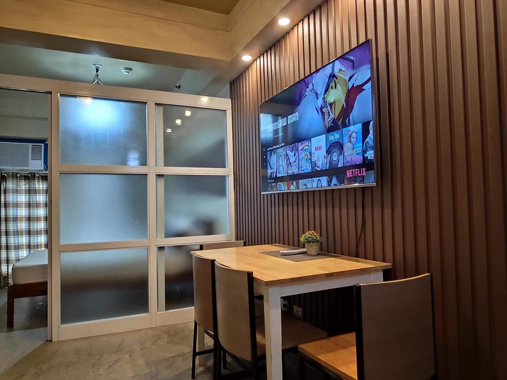 Tagaytay Staycation By Naya And Darla W Free Swimming Pool, Wifi & Netflix Tagaytay City Екстериор снимка